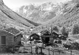 Steinslandsstølen around 1950.