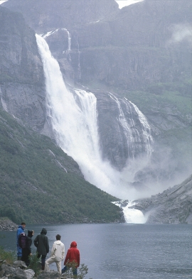 Ringedalsfossen innermost in Skjeggedalen