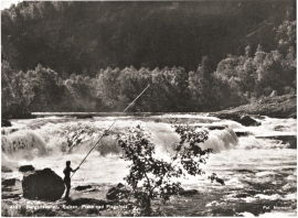 Fishing in Flagafossen in the 1930s