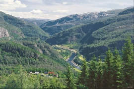 Vosso between Evangervatnet and Bolstadfjorden.